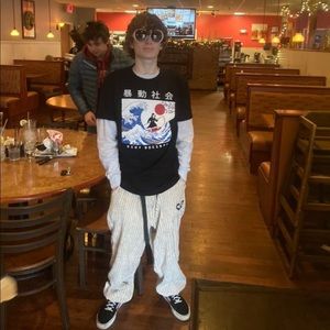 Meet your Posher, Neal